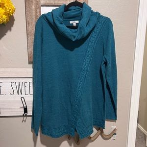 Women’s sweater top
